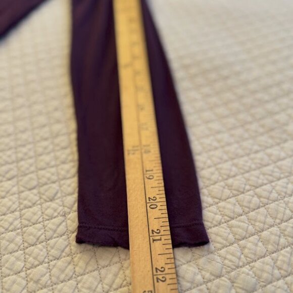 Old Navy Maroon L/S Knit Blouse with Rayon? Bodice Inset Size M - Picture 7 of 8